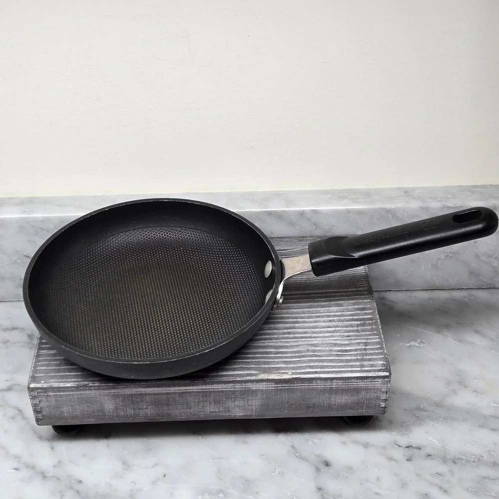 Calphalon pots&pans inch